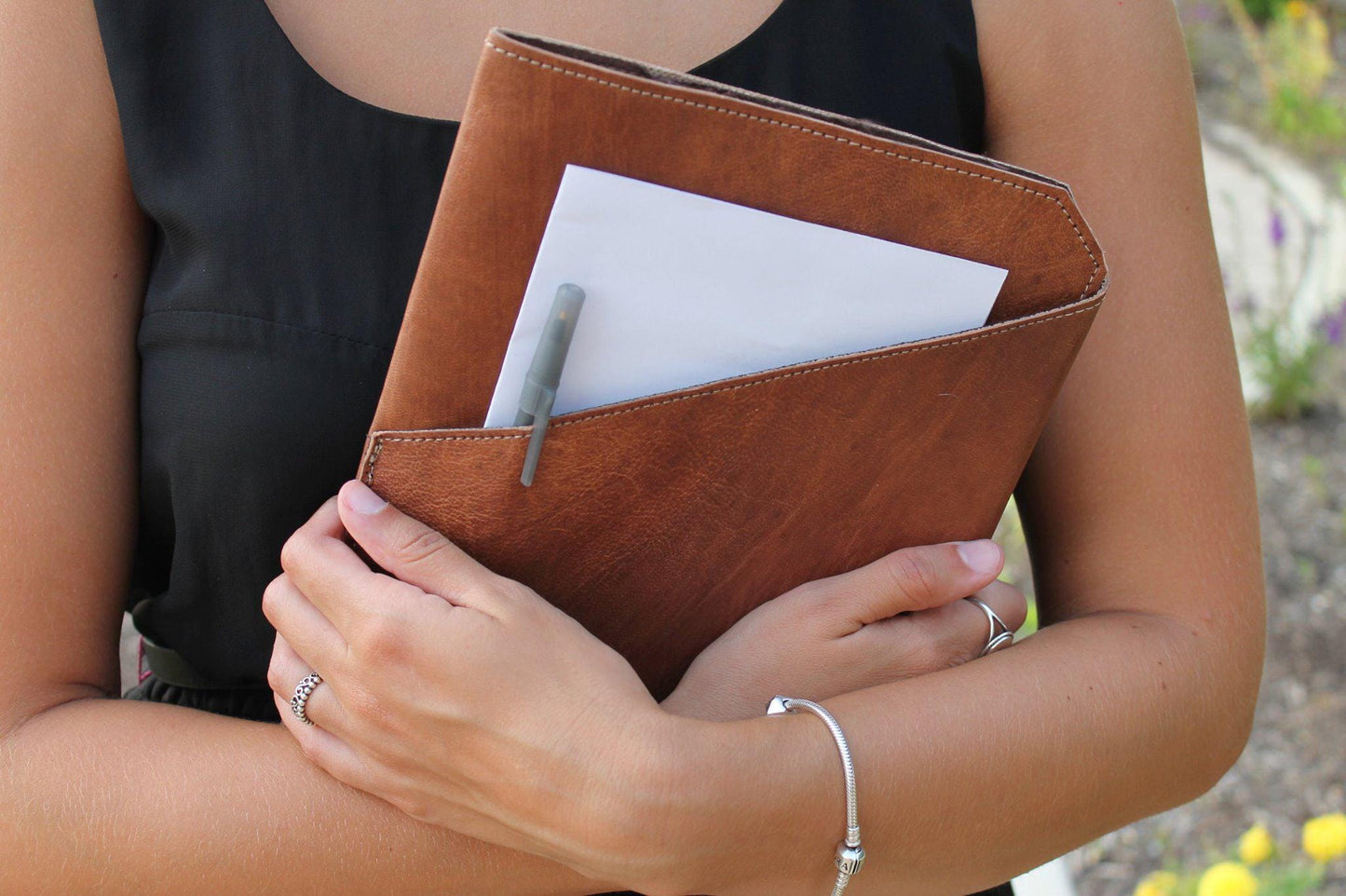 Echo Tablet and E-reader Organizer
